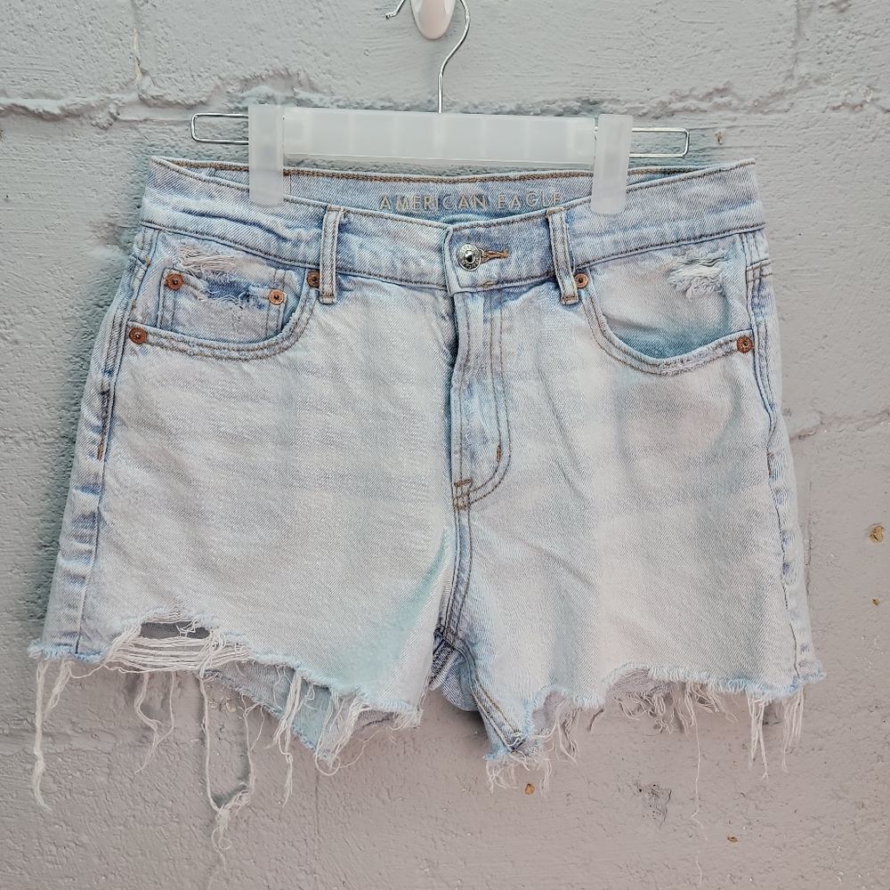 American Eagle Women's Relaxed Short Jean Shorts